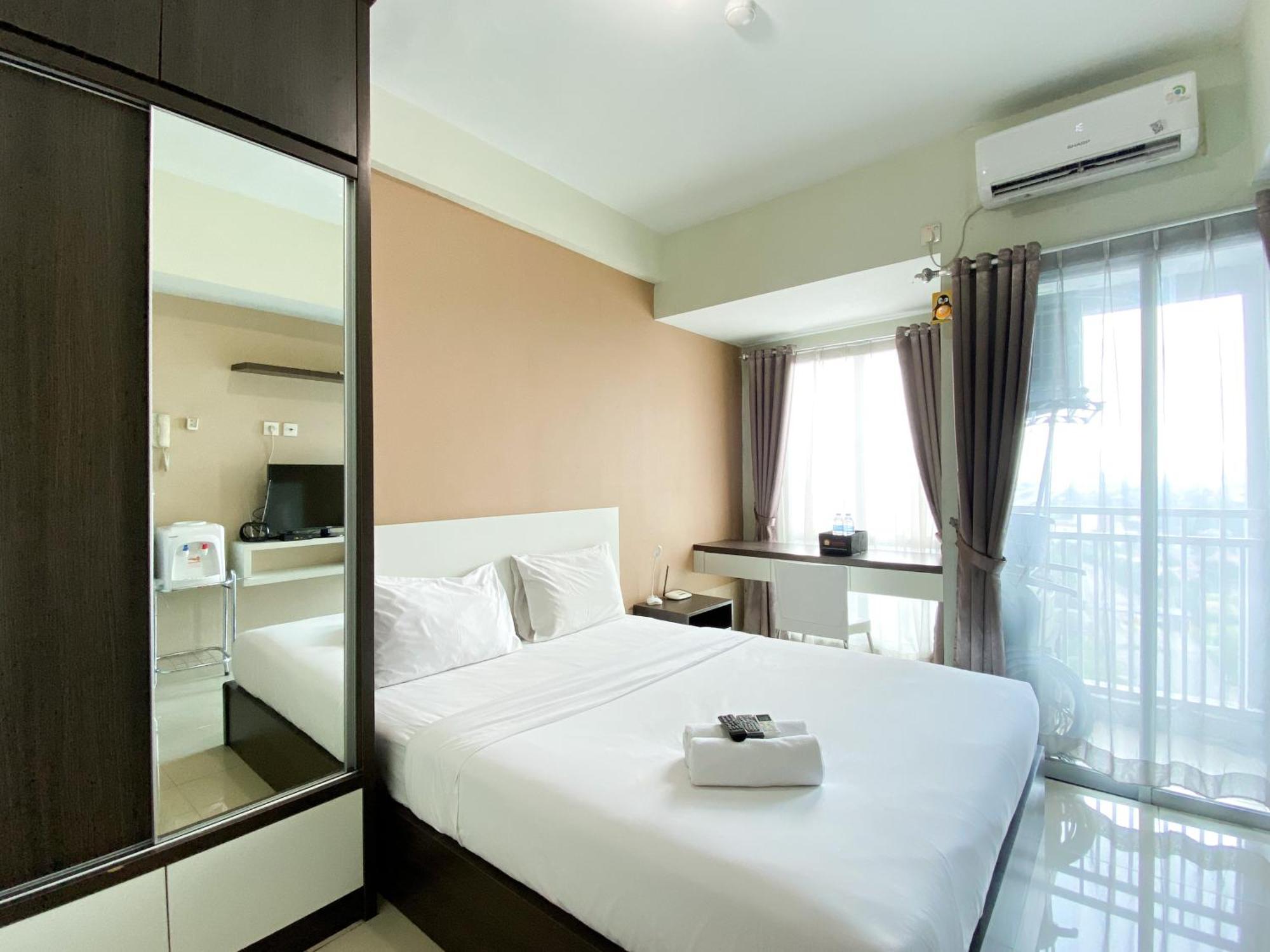 Cozy At 20th Floor Grand Dhika By Travelio Apartemen *