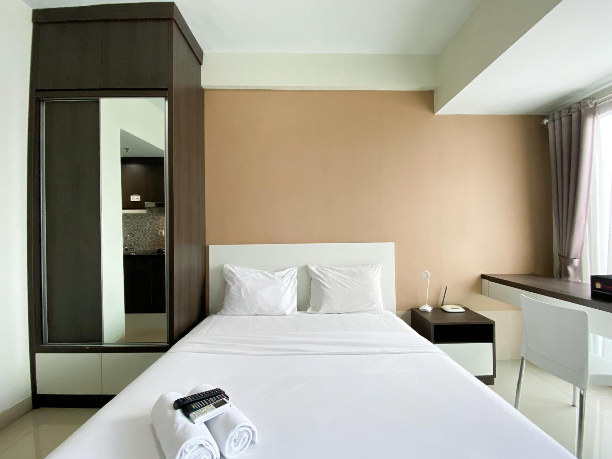 Cozy At 20th Floor Grand Dhika By Travelio